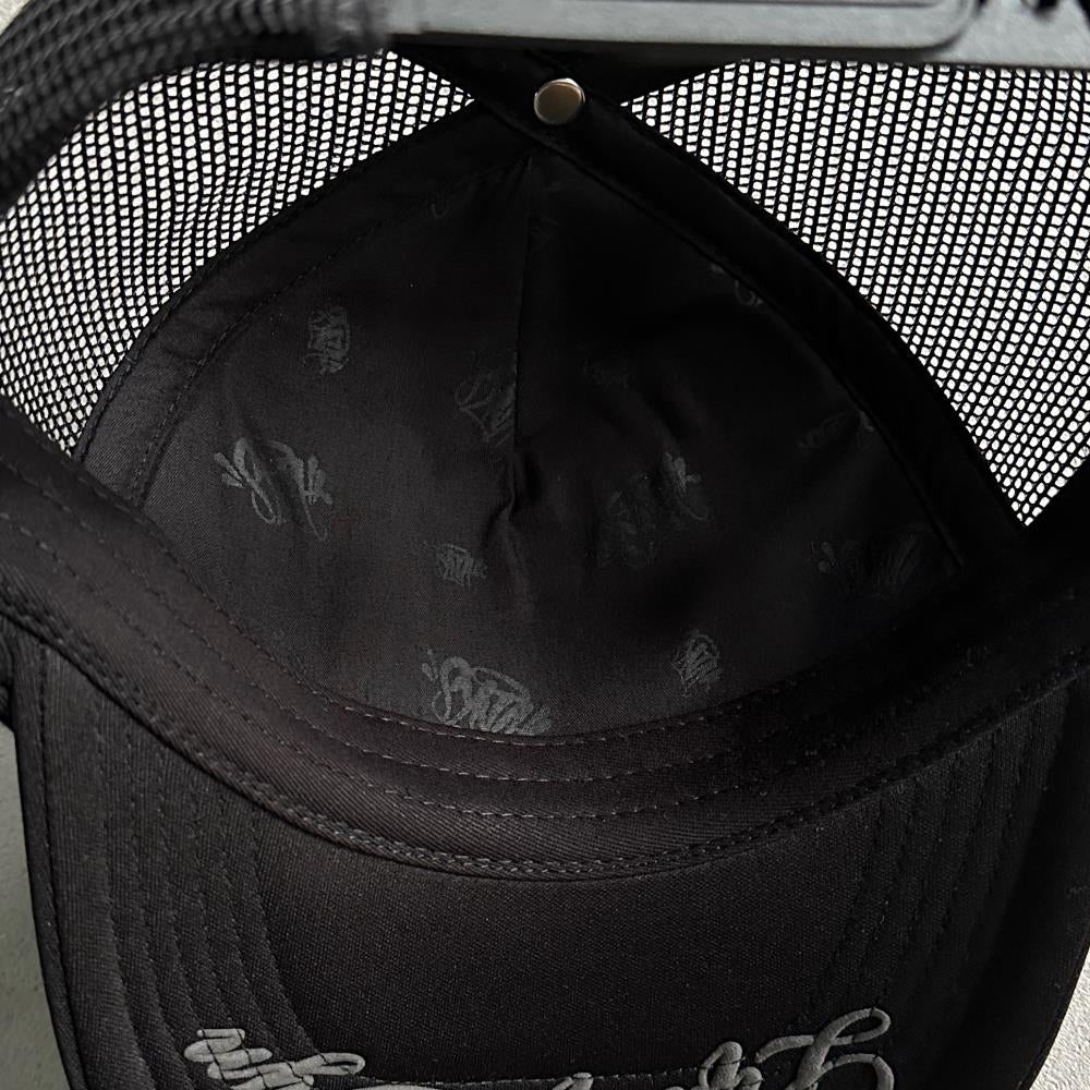 syna trucker cap