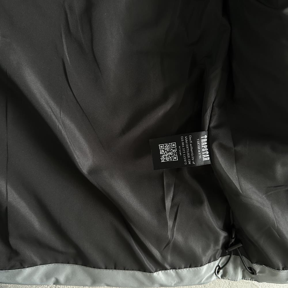 decoded puffer-greyblack