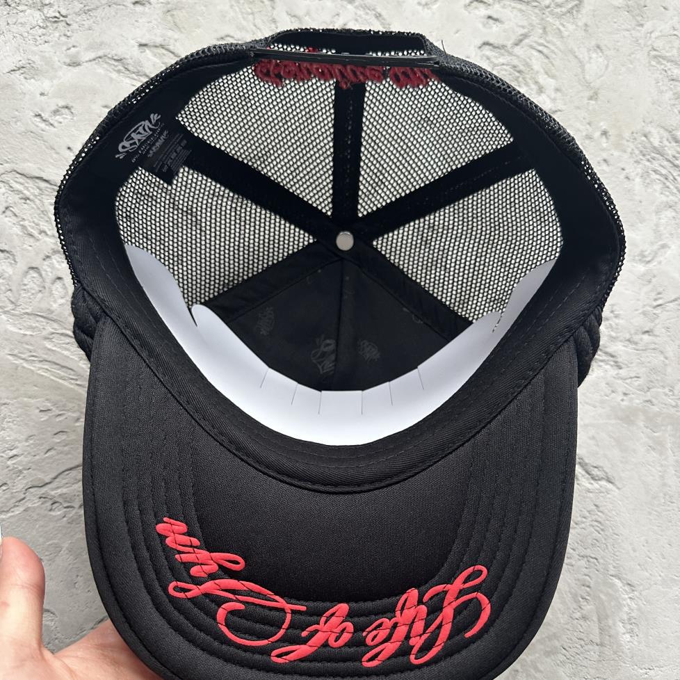 syna trucker cap red