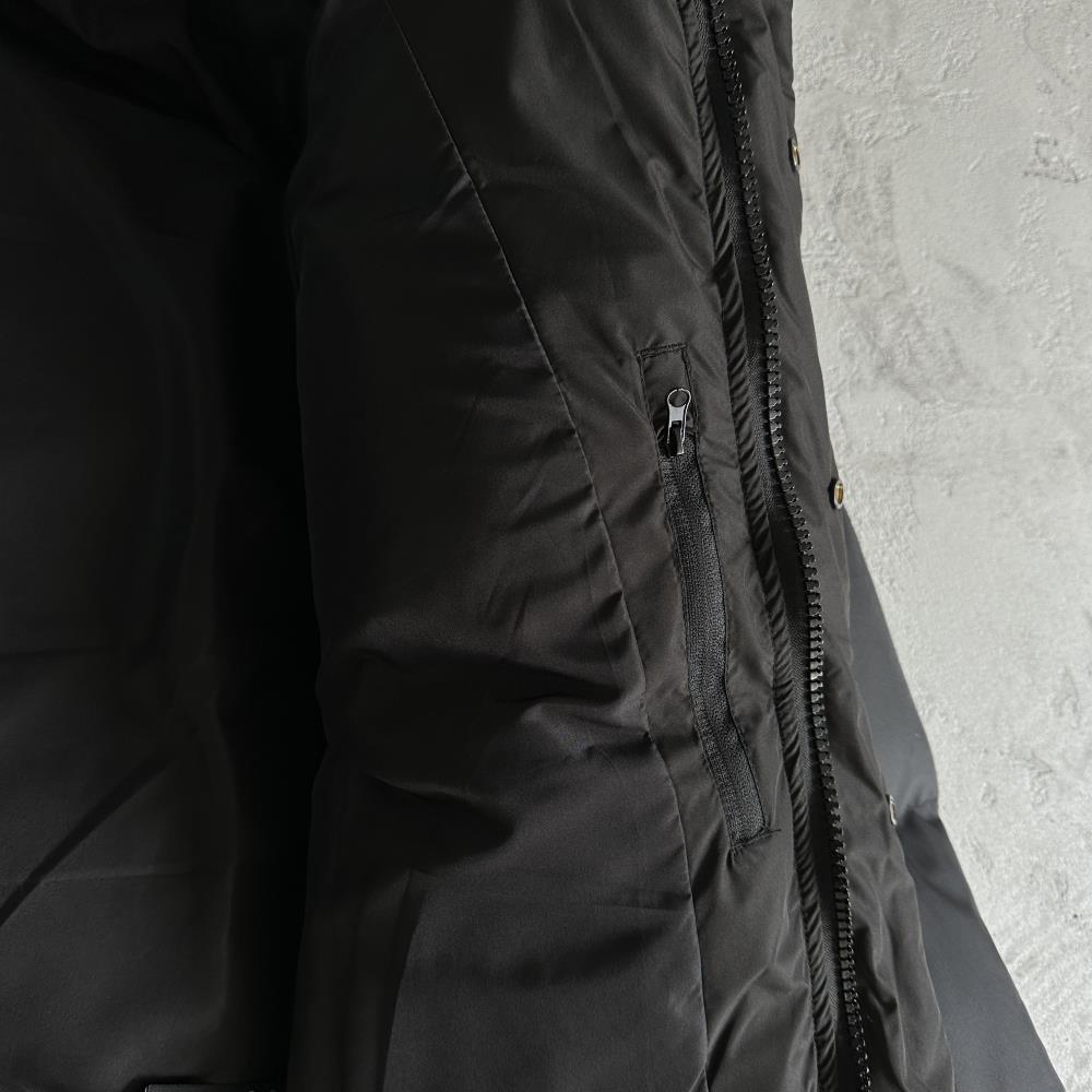 decoded arch puffer-black