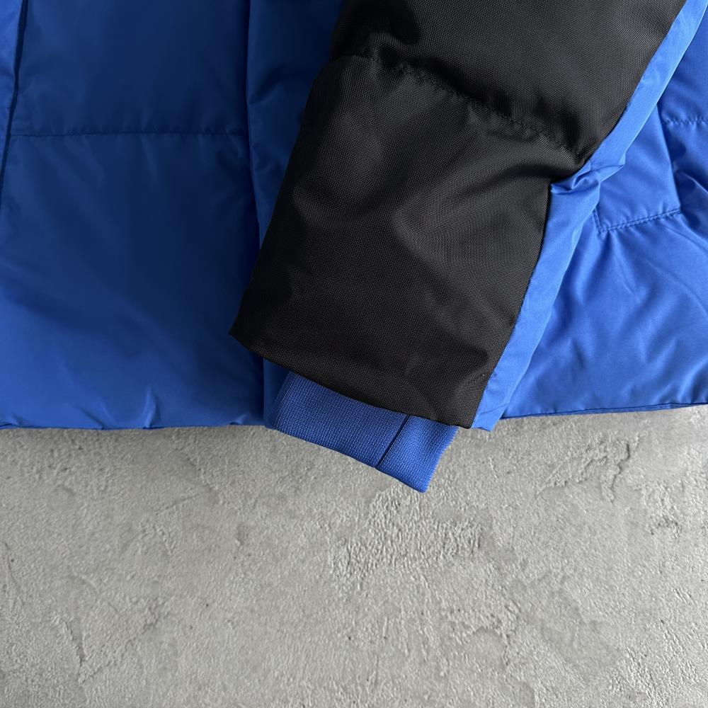 decoded arch puffer-black blue