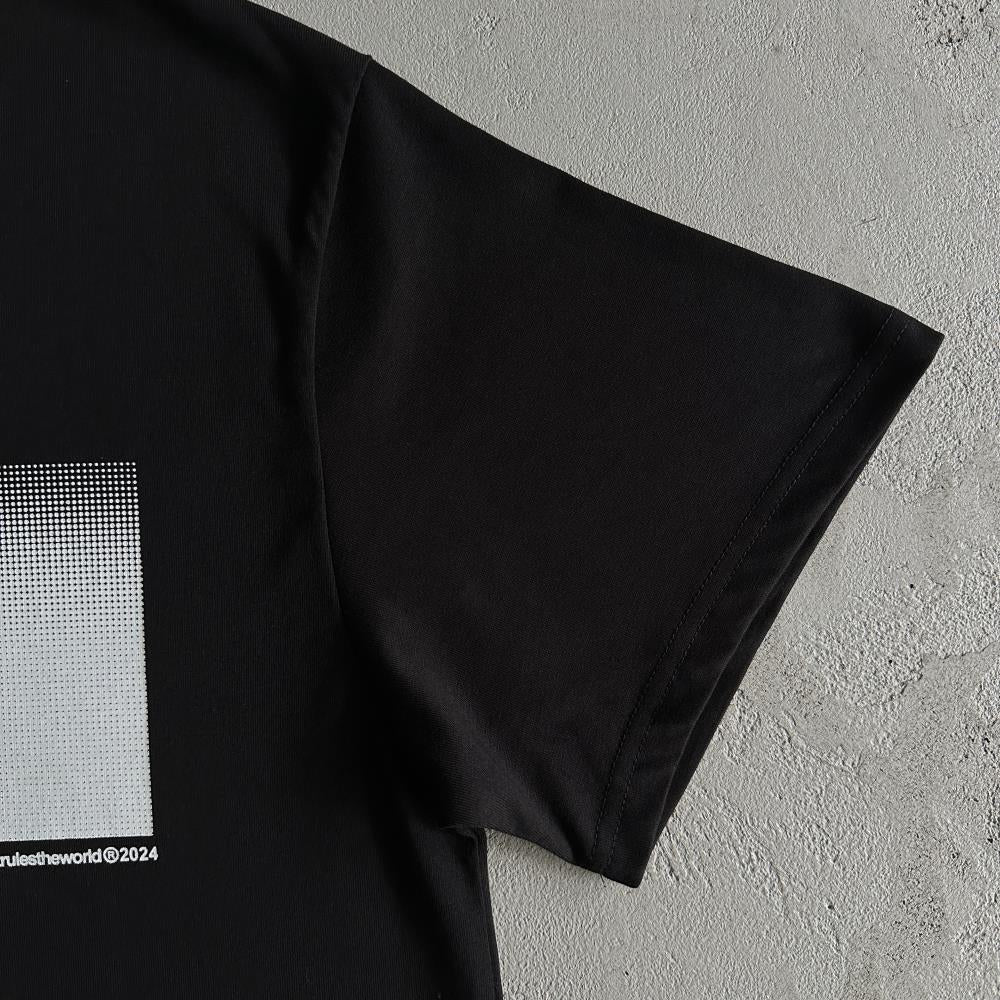 times new roman tee -black
