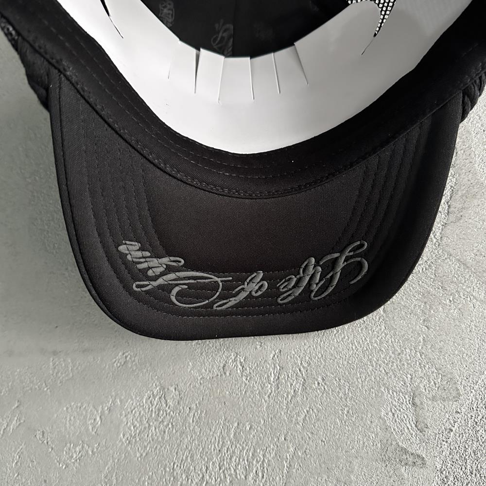 syna trucker cap