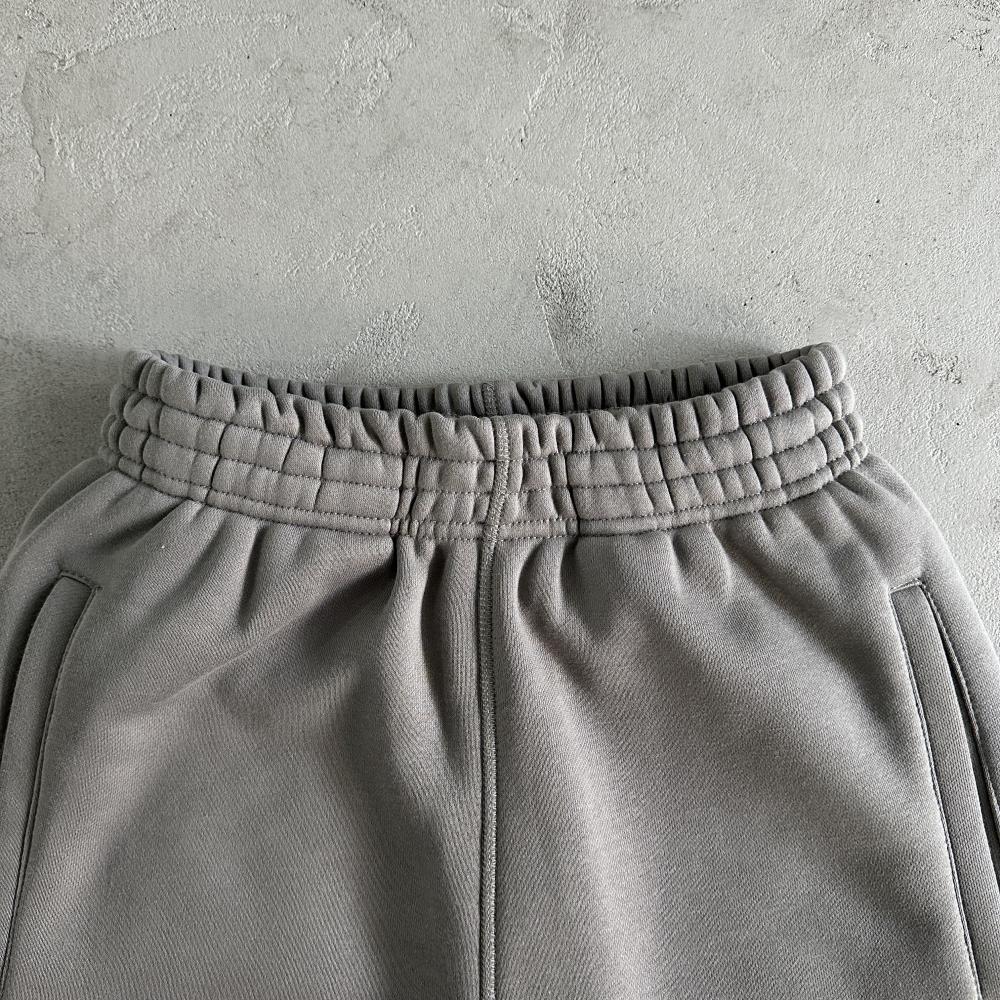 island puff print zip set-grey