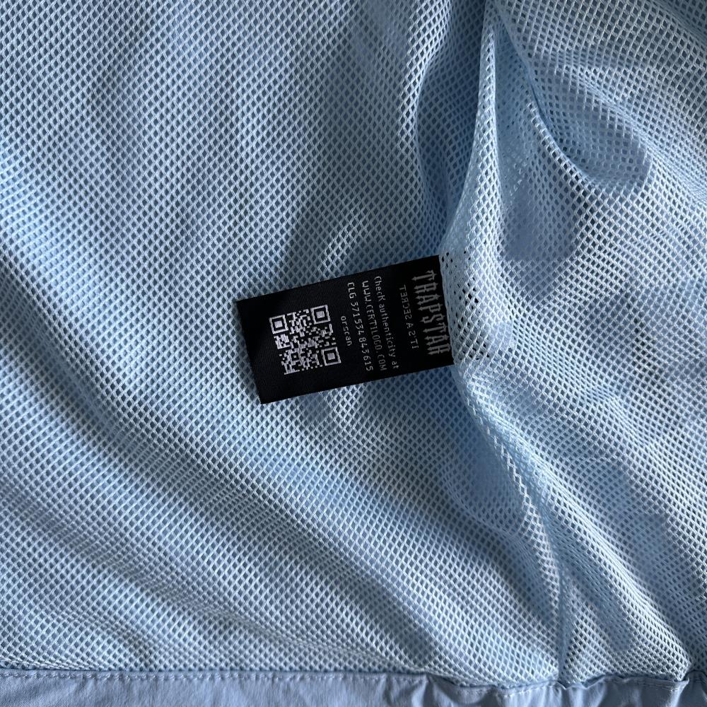 decoded windbreaker-cashmere blue