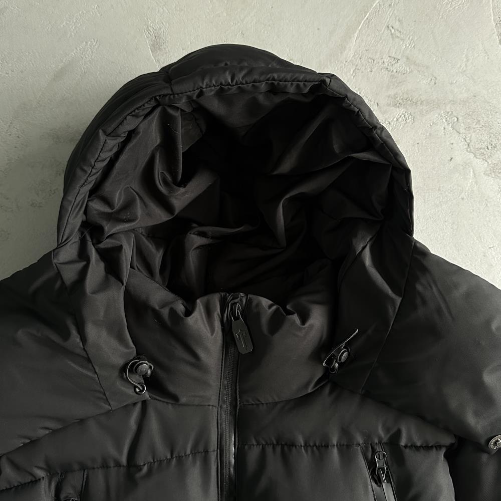 lrongate collar puffer-black white