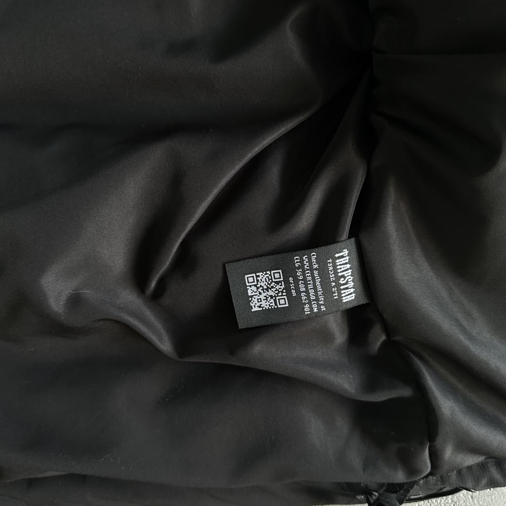 Decoded 2022 Hooded Puffer - dark