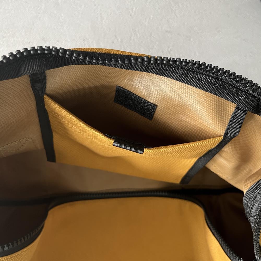 Alcatraz Duffle-Yellow