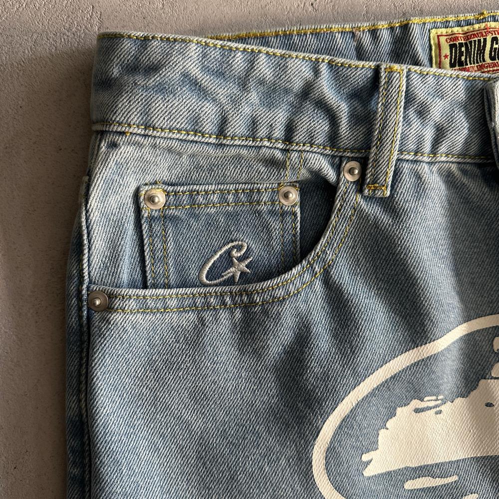 CR island baggy jeans