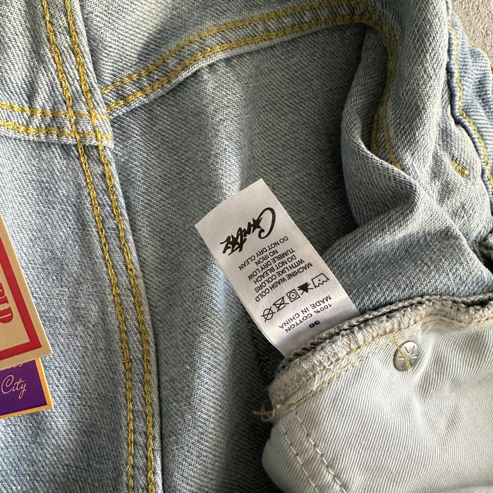 CR island baggy jeans