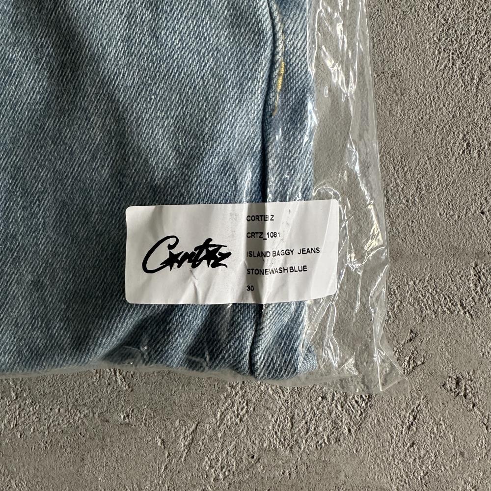 CR island baggy jeans