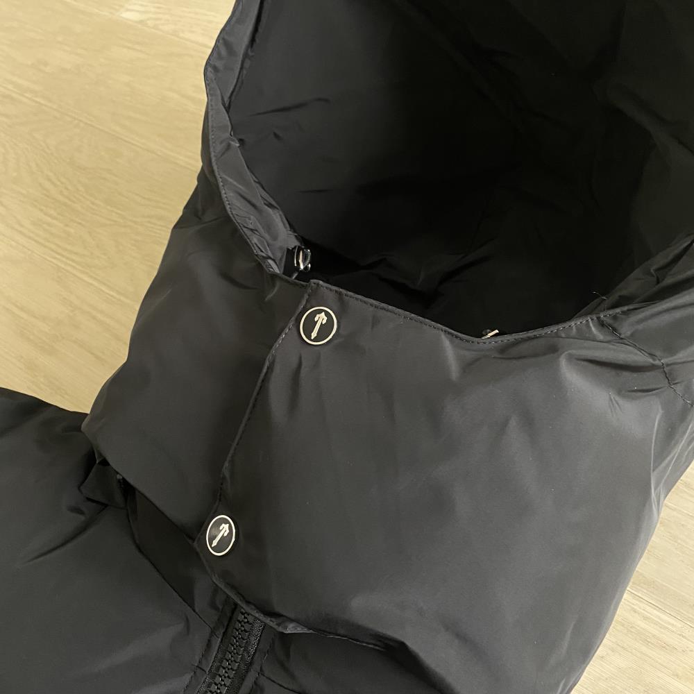 Dark Metal Buckle Irongate Jacket Detachable Hood