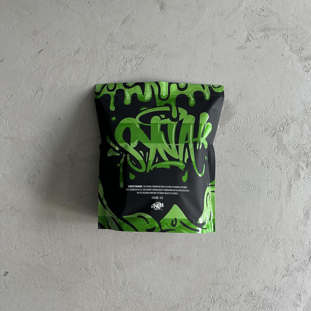 Syna Men's Black T-shirt