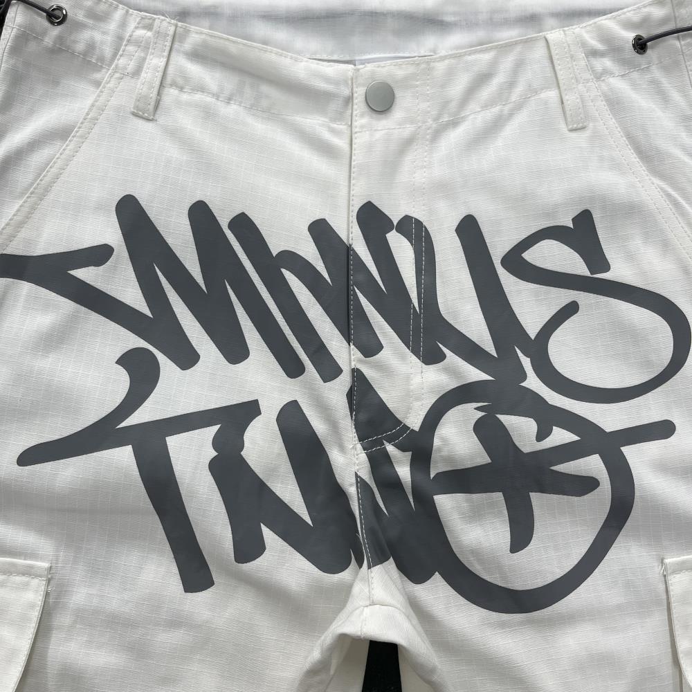 White Graff Cargos