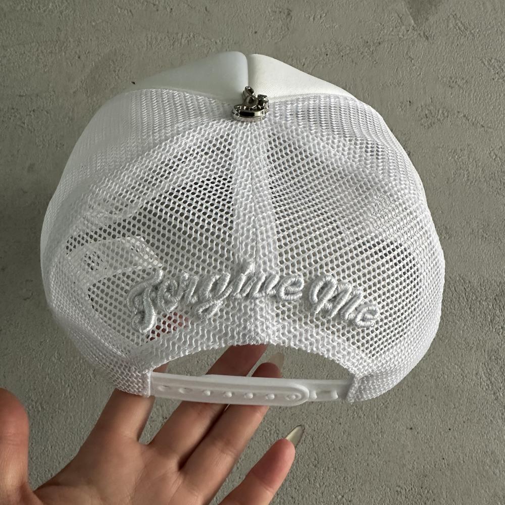 syna trucker cap