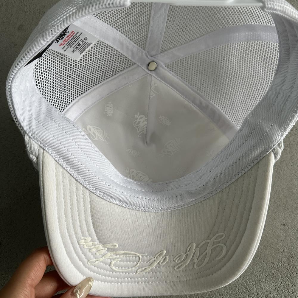 syna trucker cap