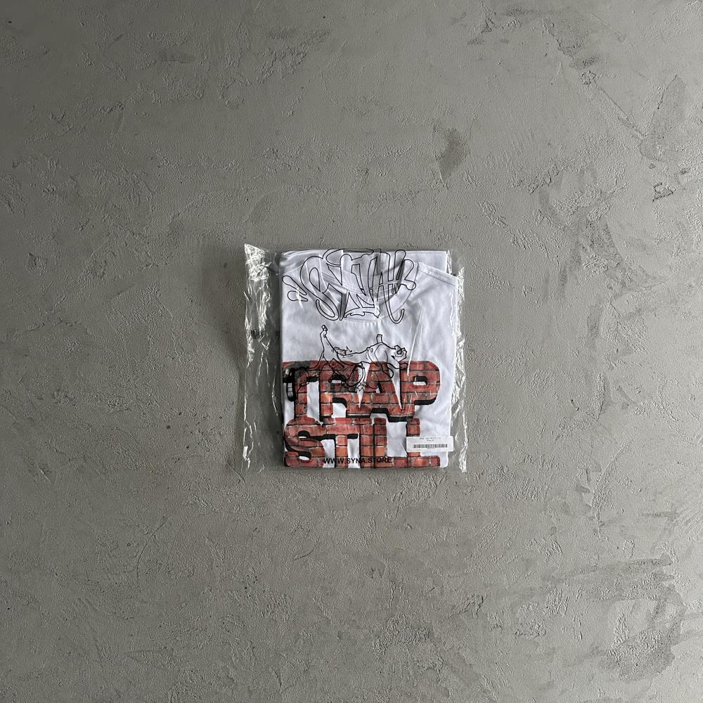 sy trap white tee