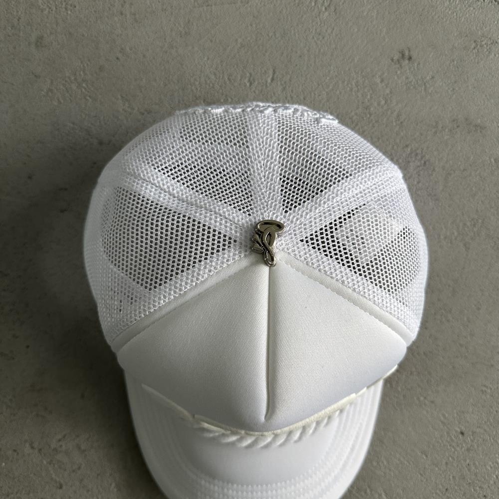 syna trucker cap
