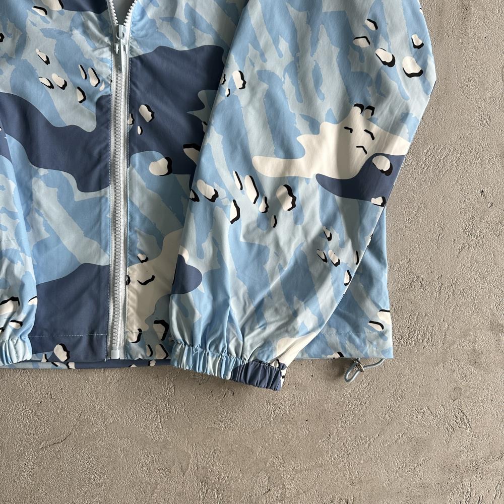 windbreaker suit