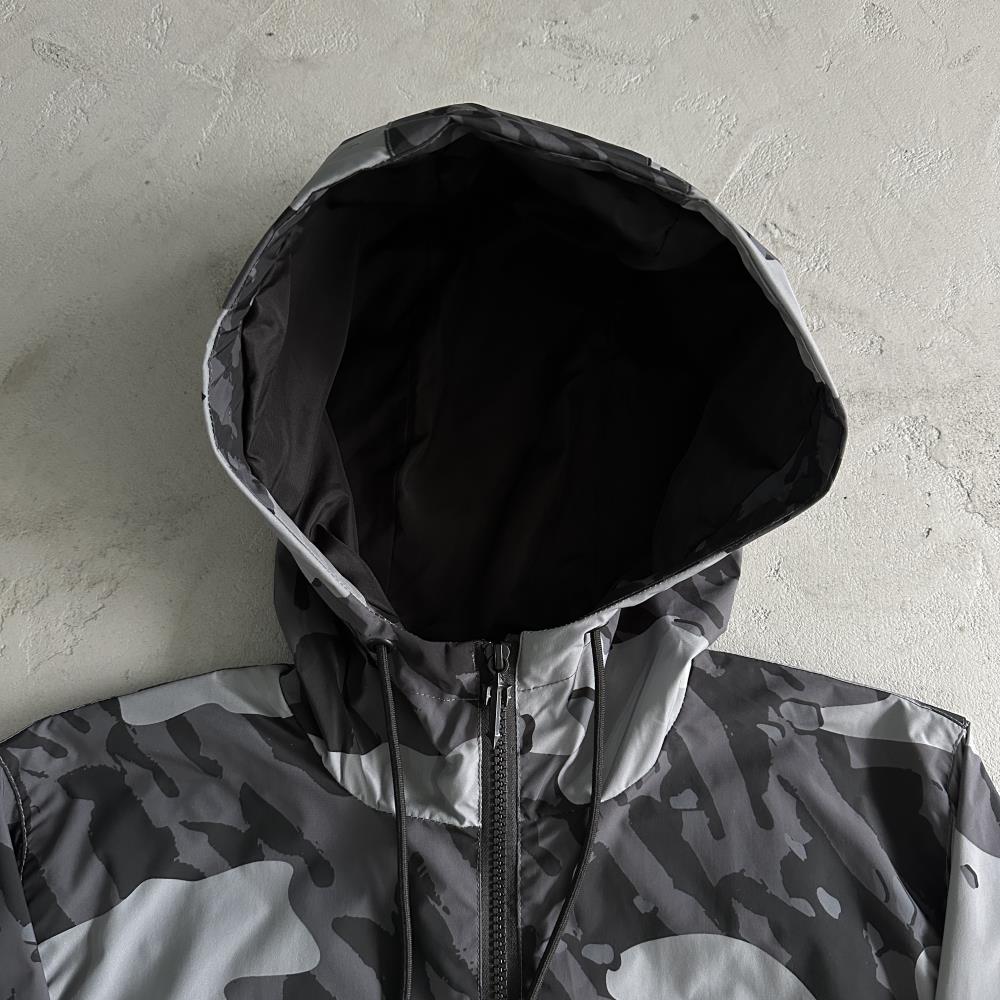 windbreaker suit