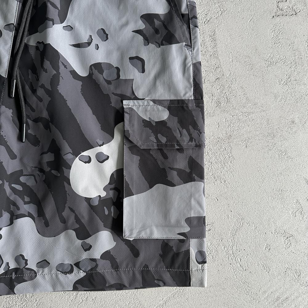 windbreaker suit