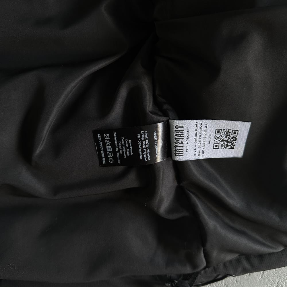 Decoded 2022 Hooded Puffer - dark
