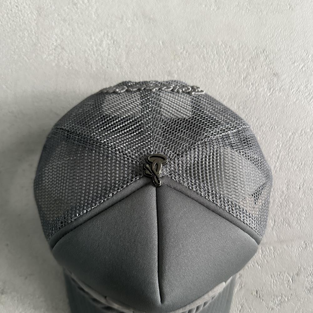 syna trucker cap