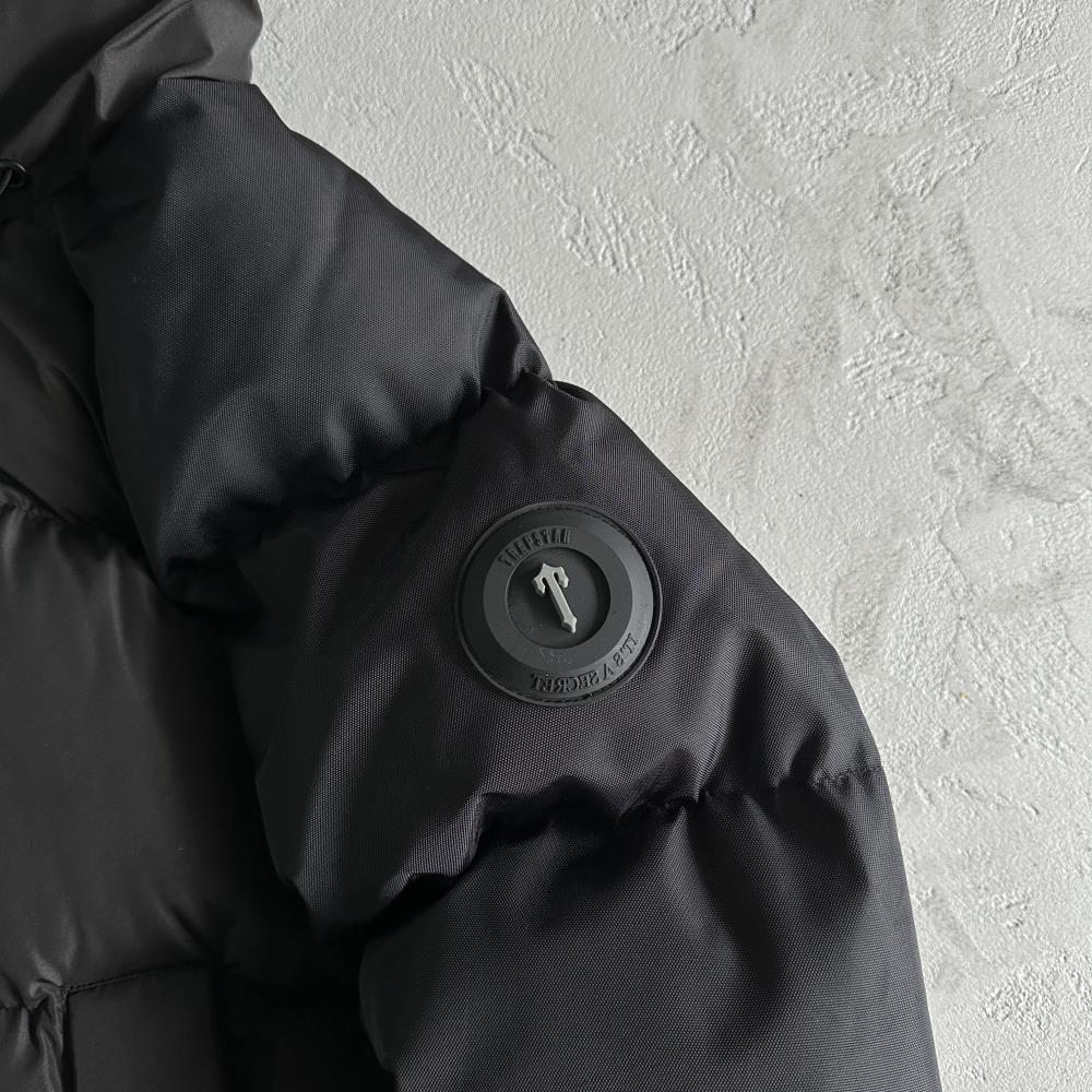 decoded arch puffer-black