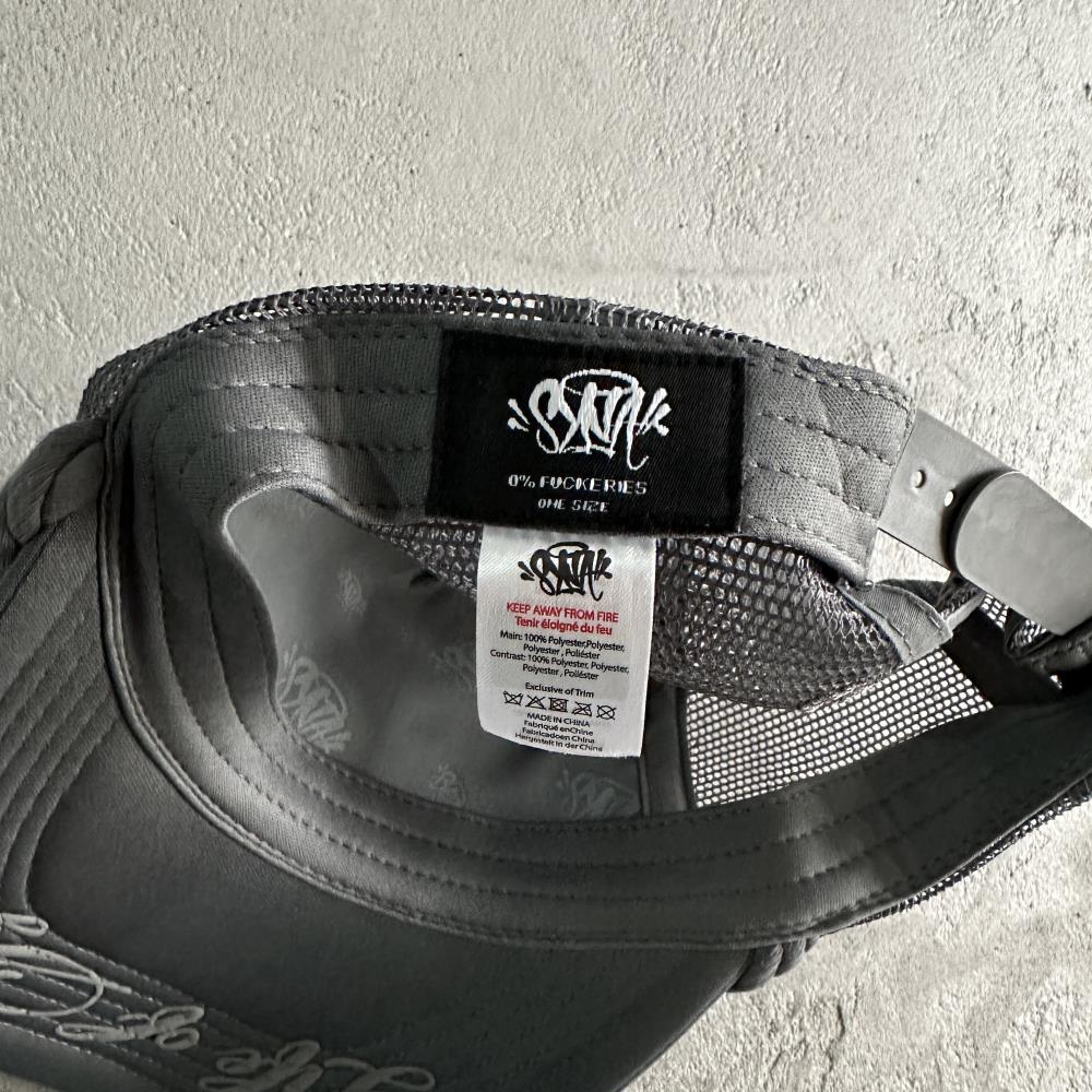 syna trucker cap