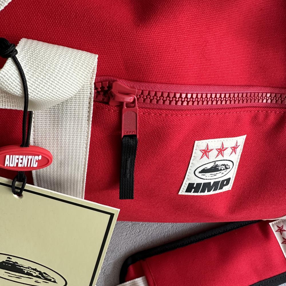 HMP Alcatraz Duffle-red
