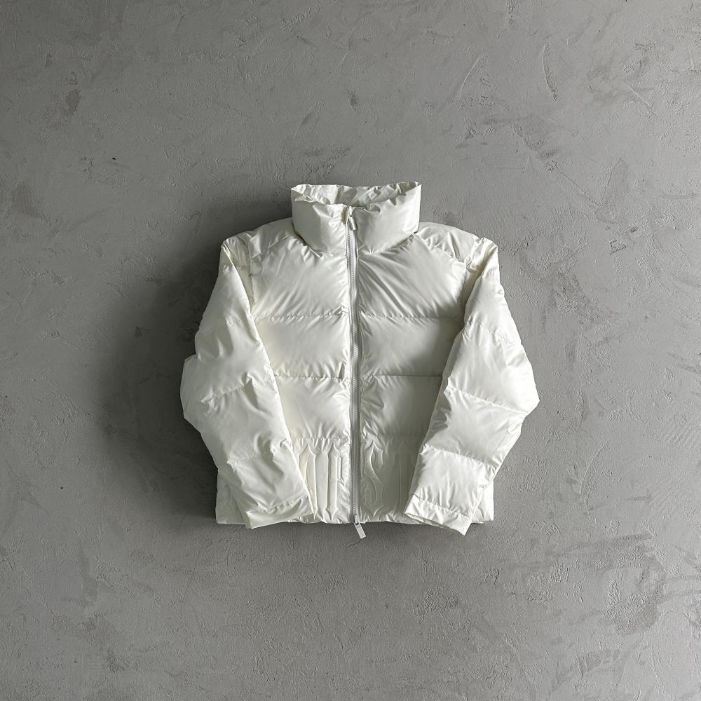 irongate embossed puffer