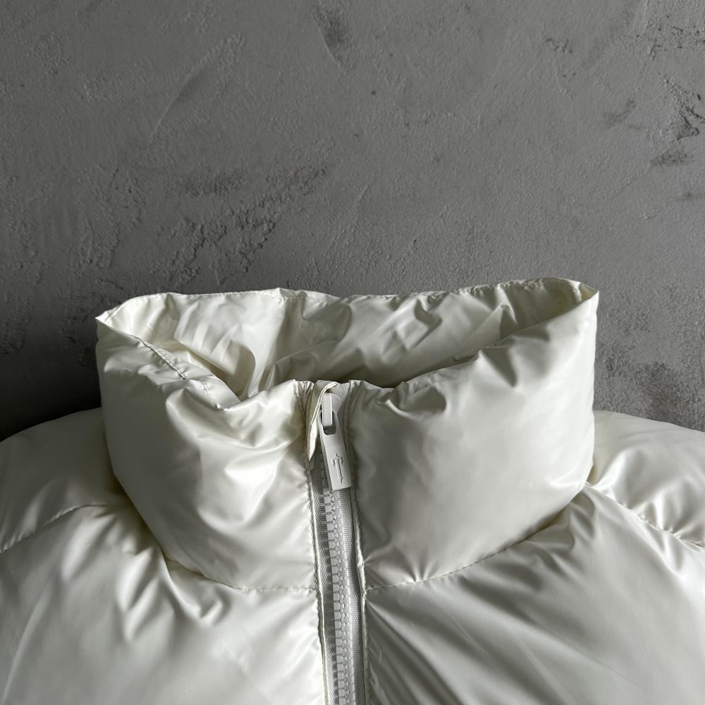 irongate embossed puffer
