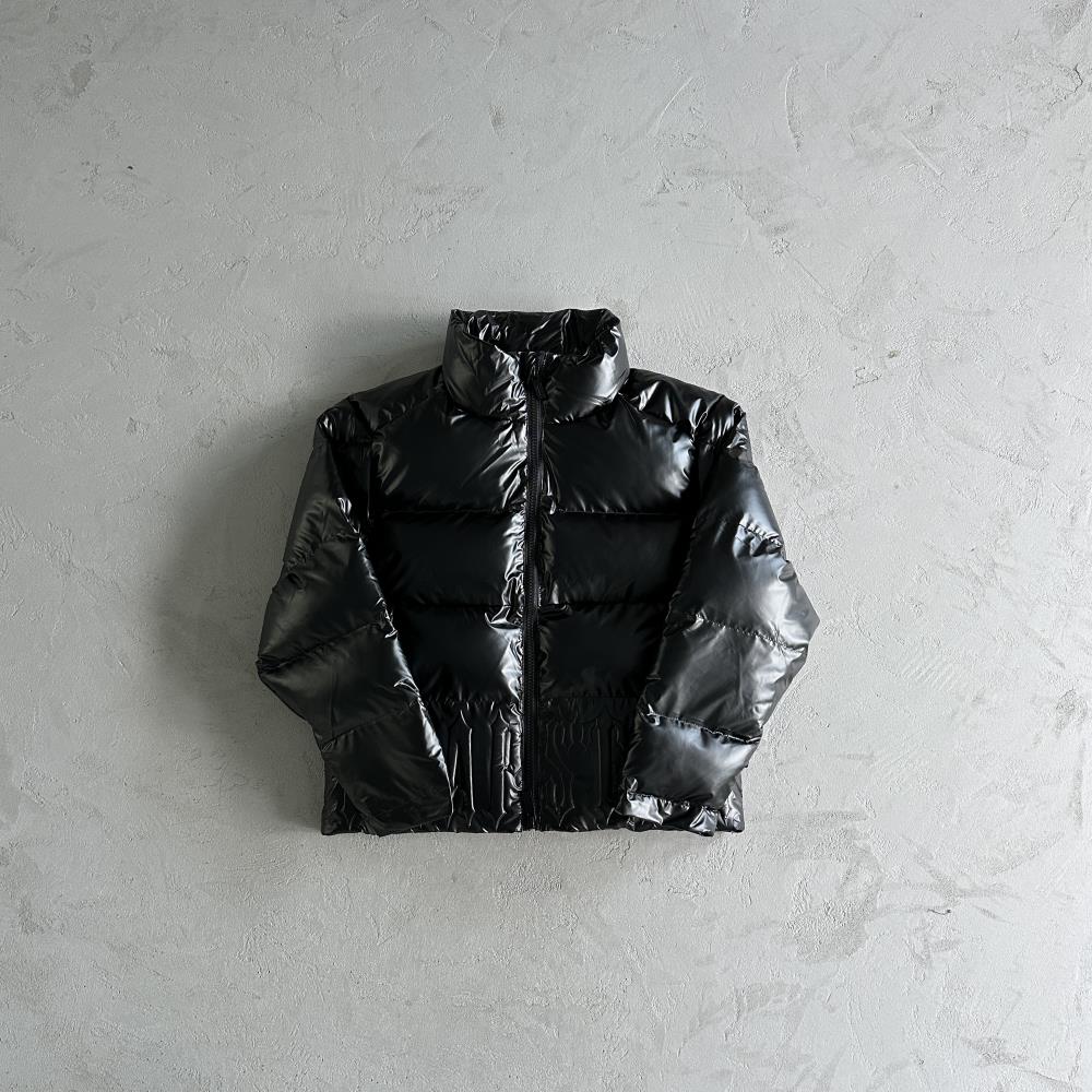 irongate embossed puffer