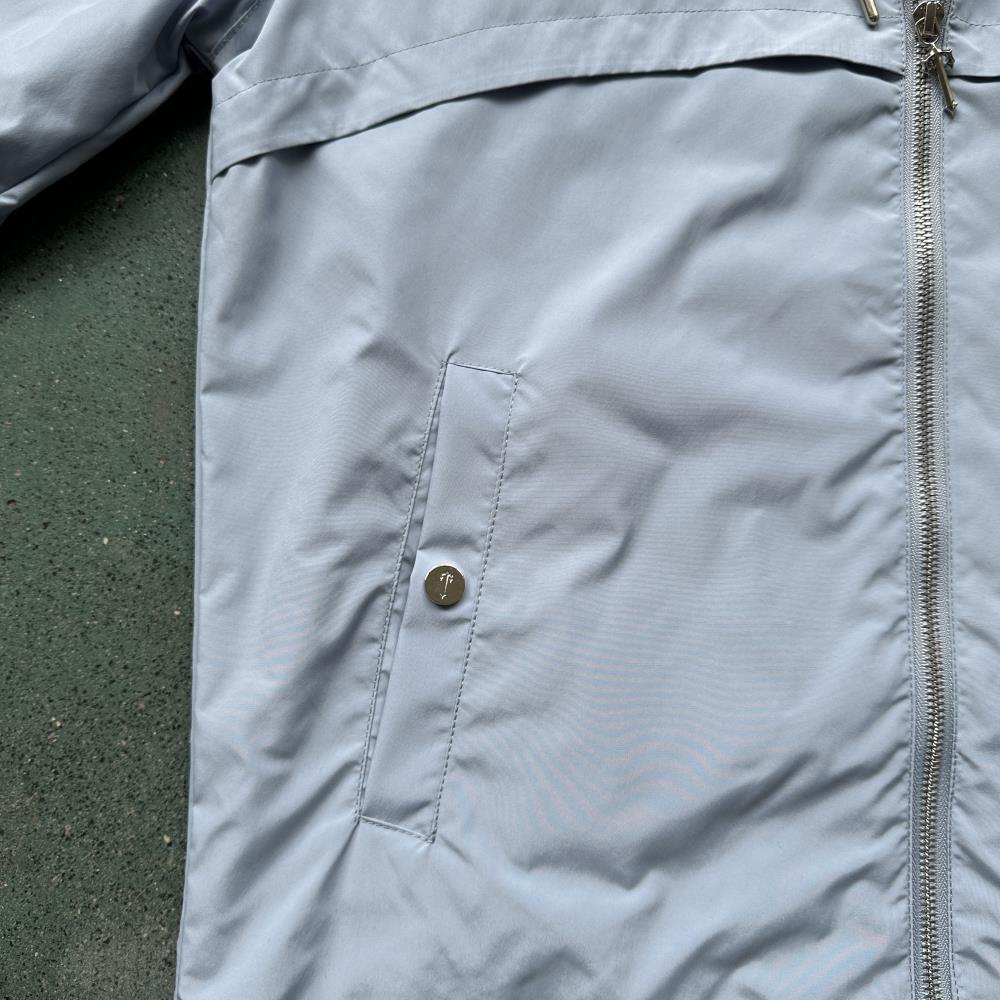irongate windbreaker-cashmere blue