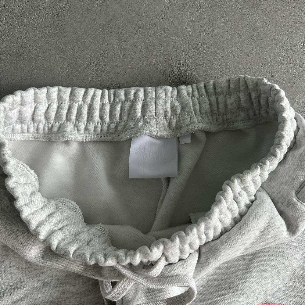 sy crest oth set-gray