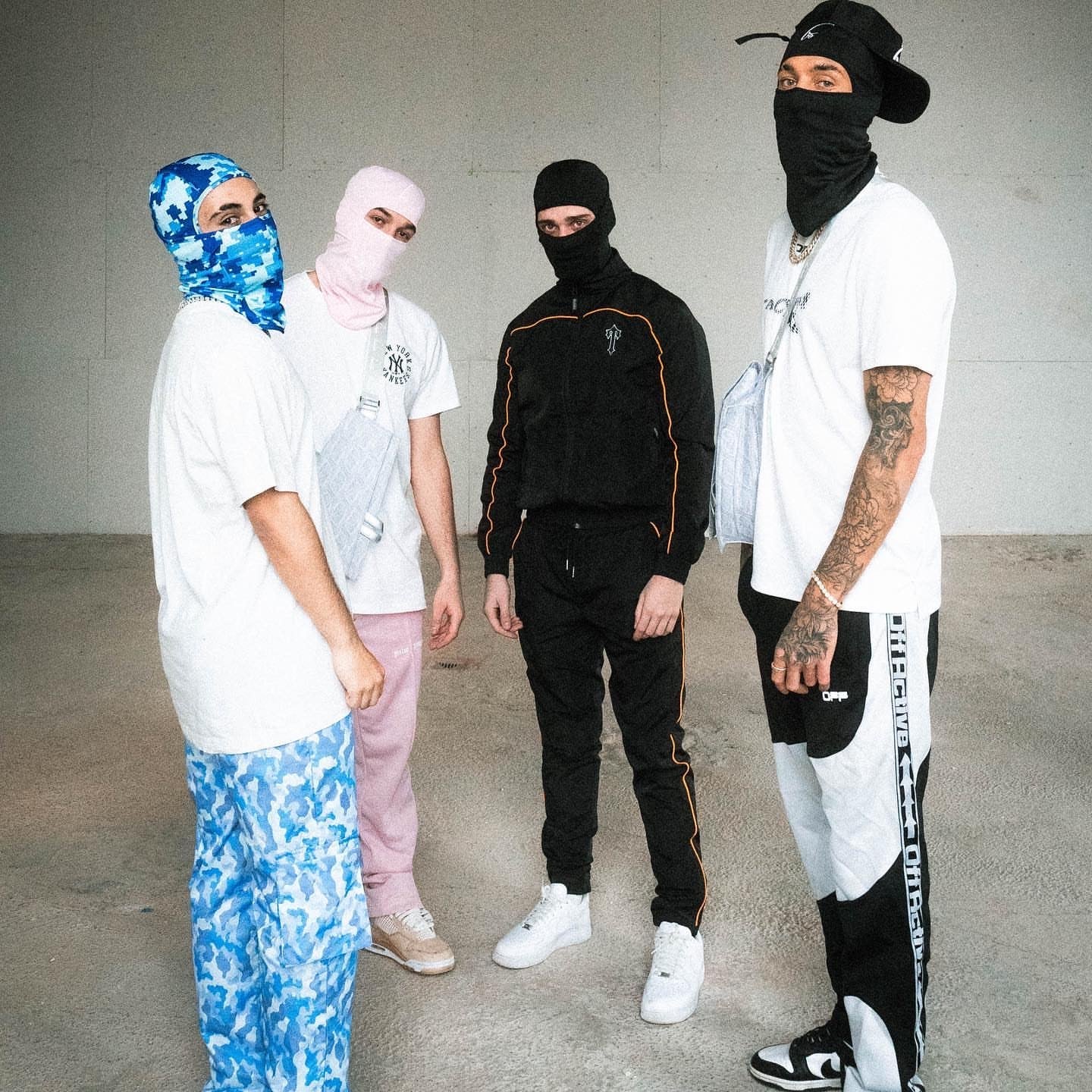 arch panel shellsuit