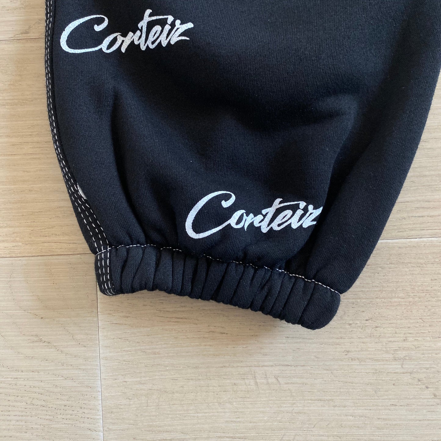 corteiz black joggers