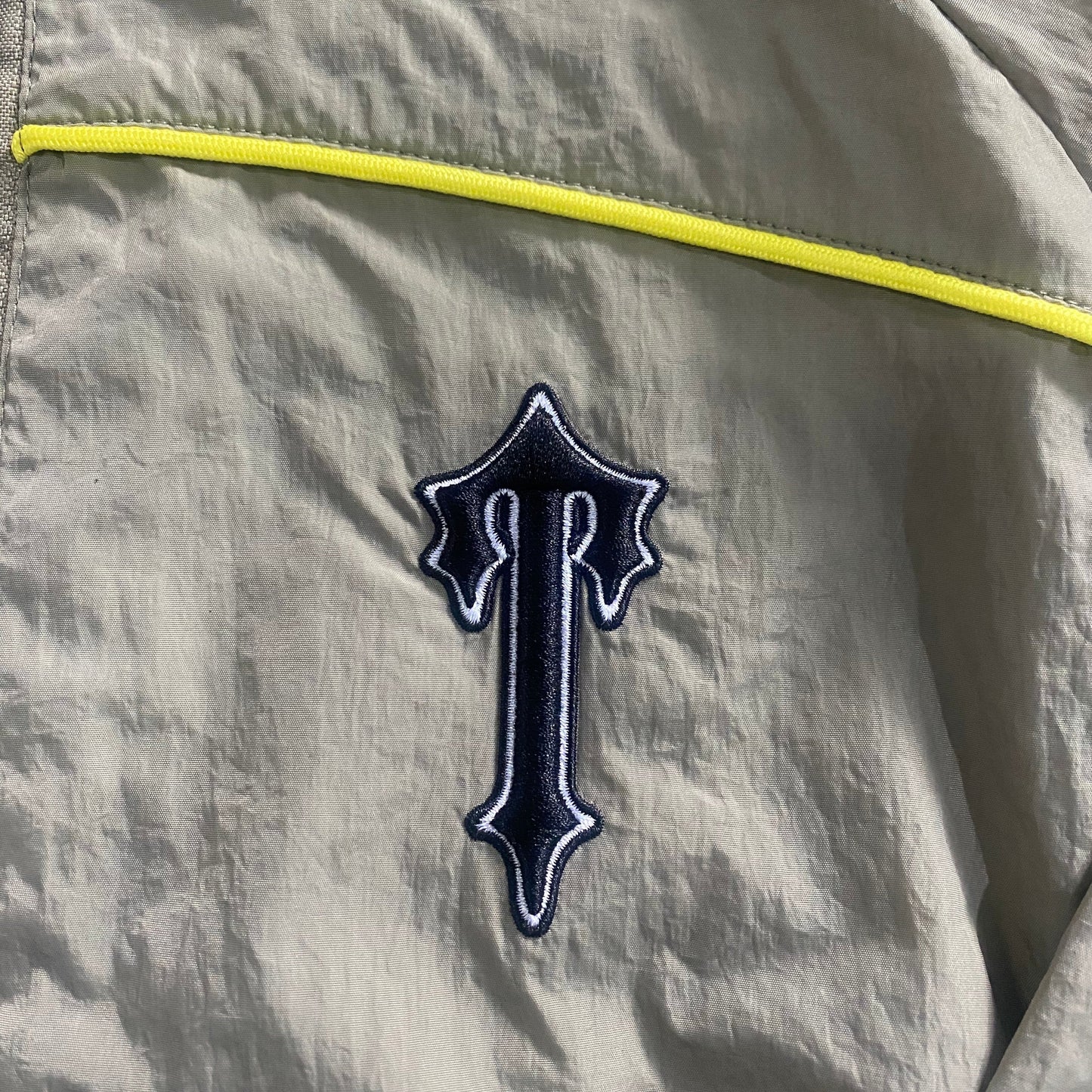 arch panel shellsuit
