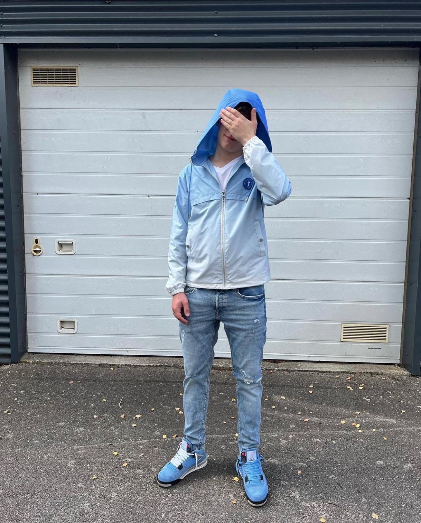 irongate T windbreaker-blue grdient blue