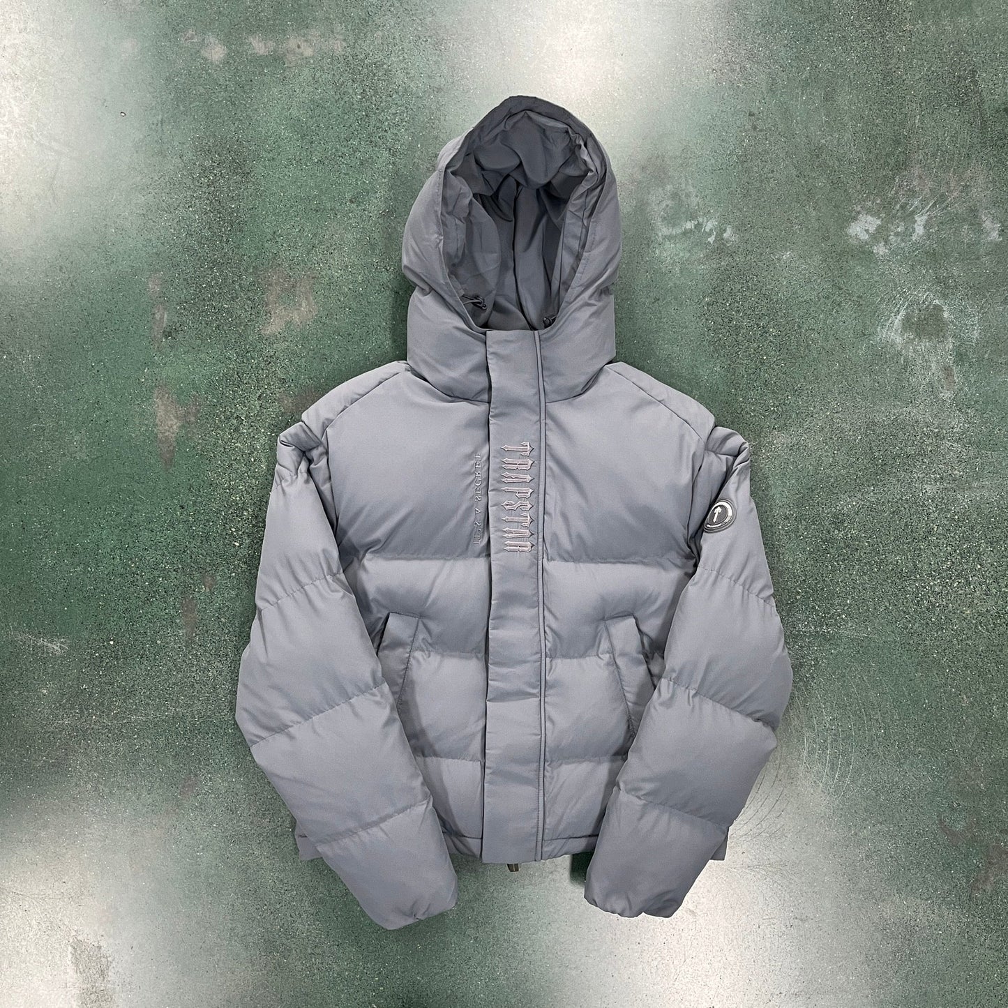 Decoded 2025 hooded puffer-GREY