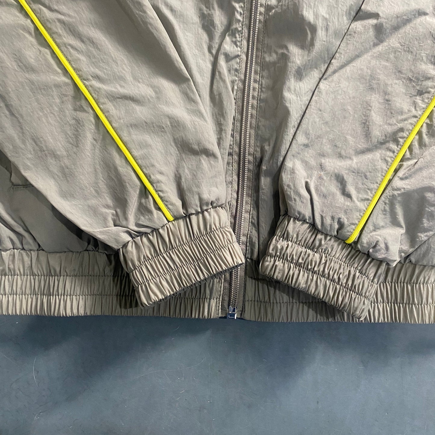 arch panel shellsuit