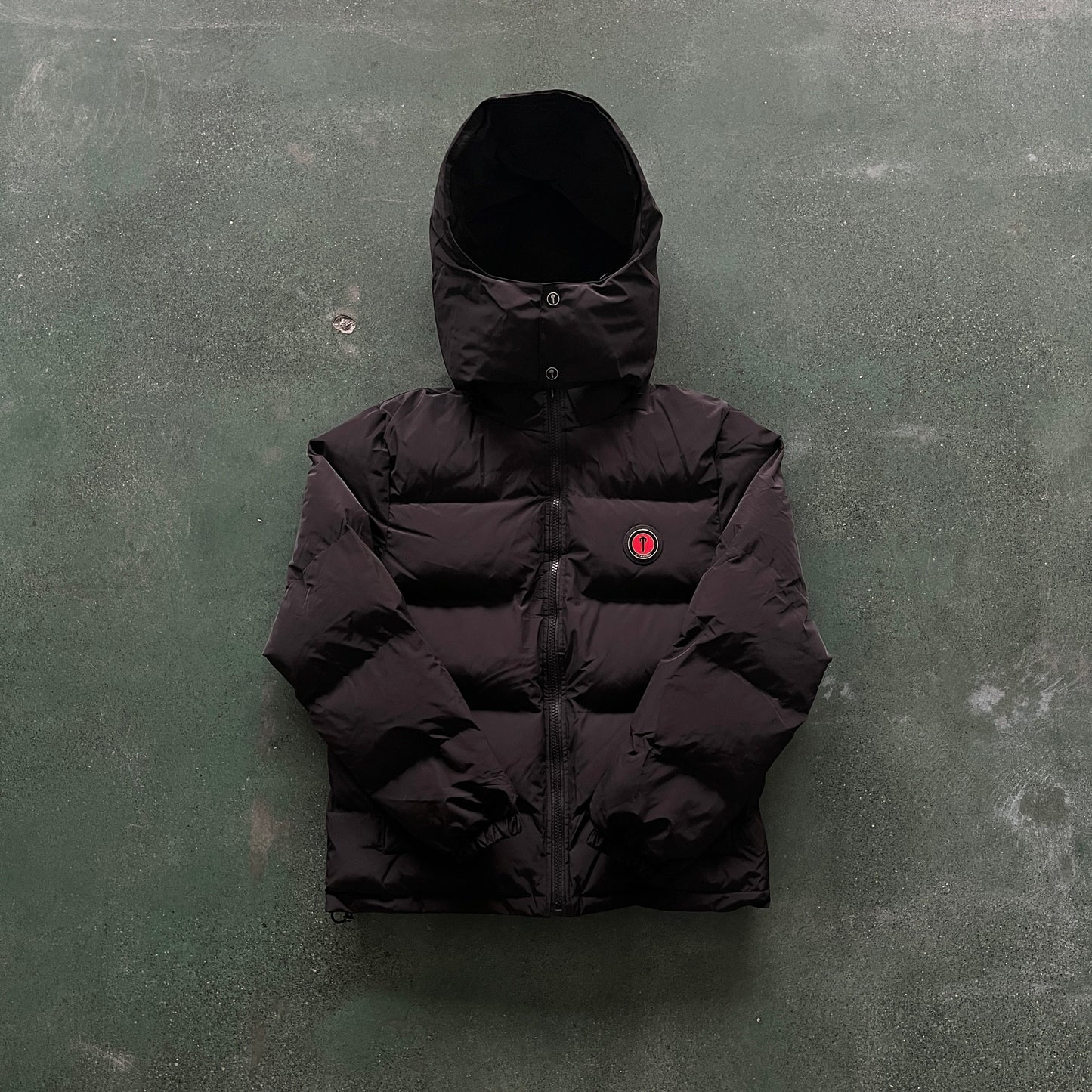 DETACHABLE HOODED PUFFER JACKET-Black Red