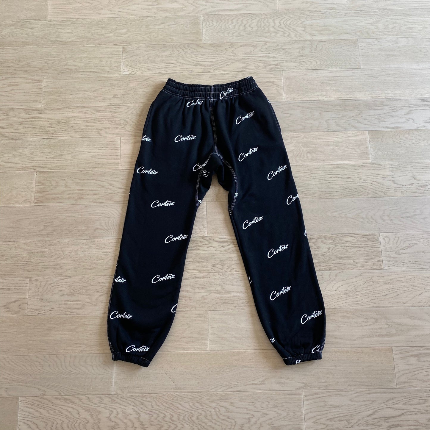 corteiz black joggers
