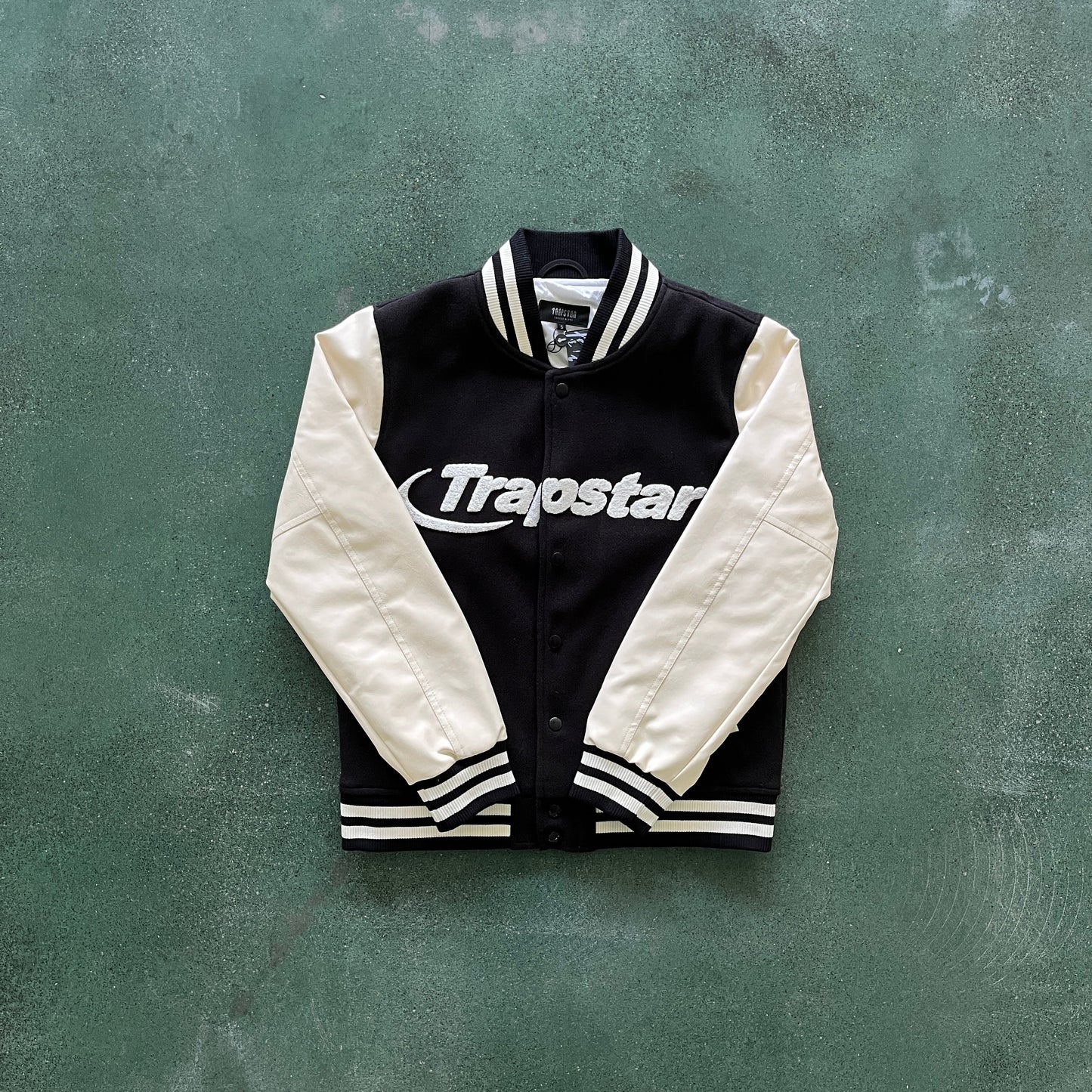 (Faux Leather)varsity jacket