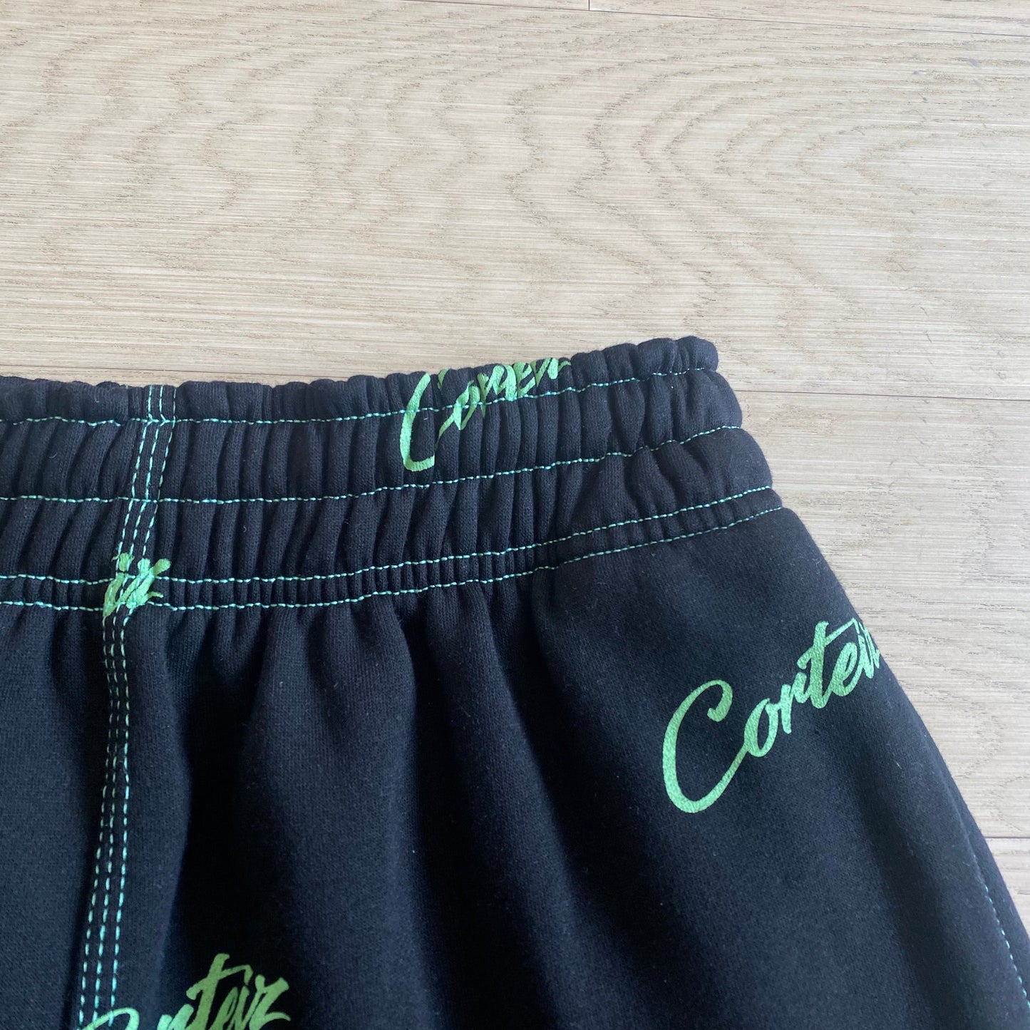 corteiz black joggers