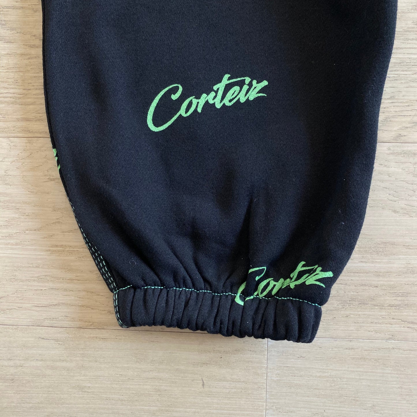 corteiz black joggers