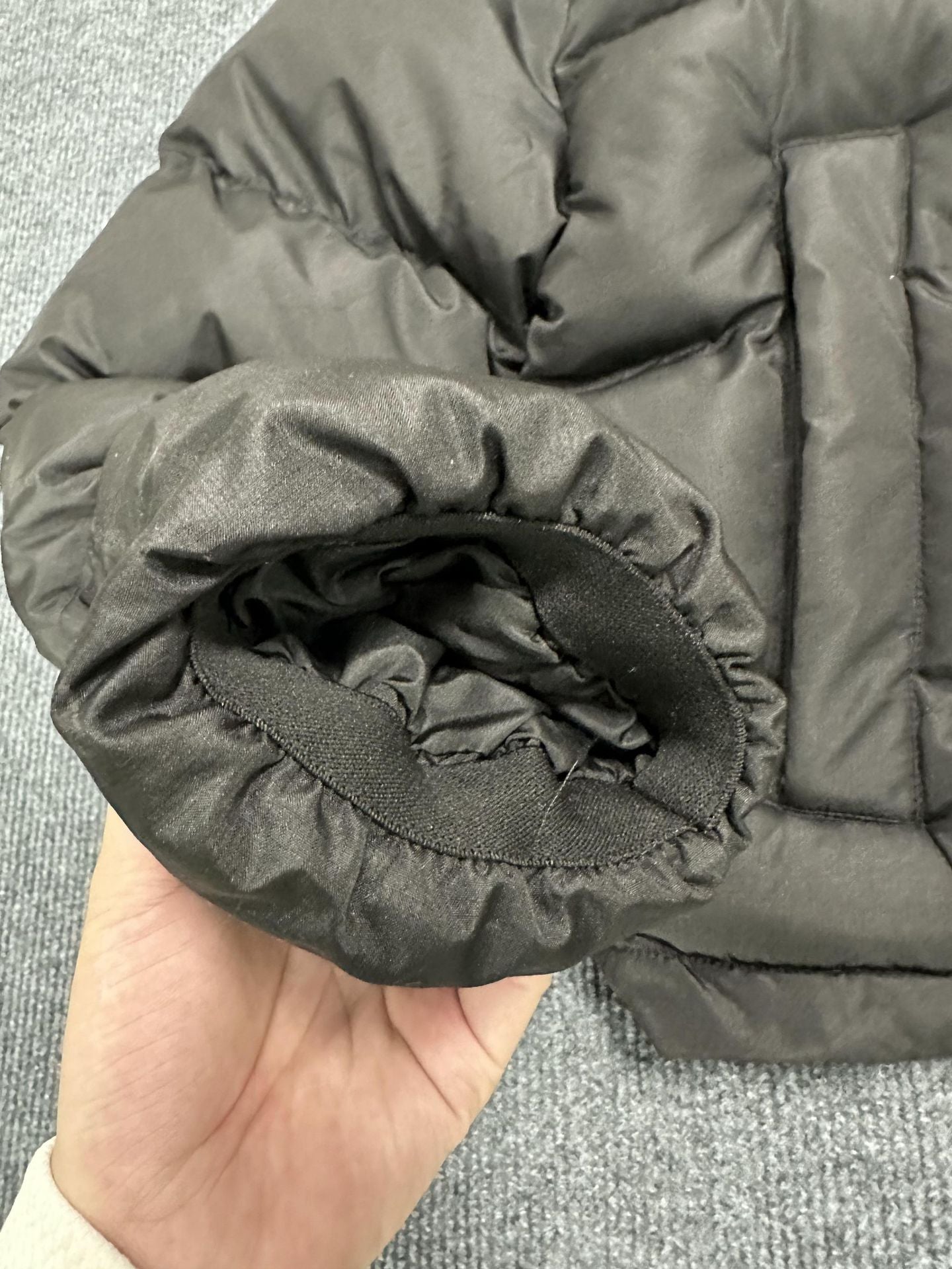 DECODED HOODED PUFFER 2.0 JACKET - RED