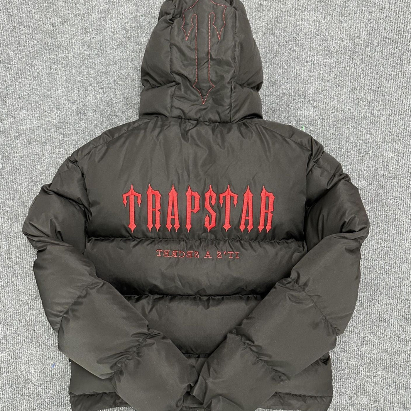 DECODED HOODED PUFFER 2.0 JACKET - RED