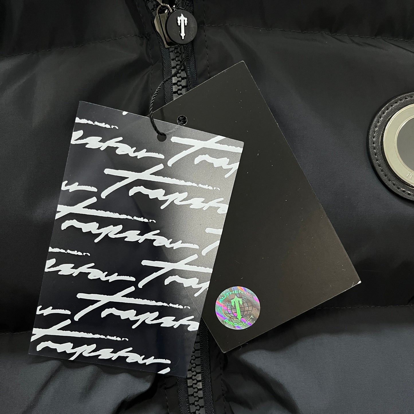 DETACHABLE HOODED PUFFER JACKET-stone