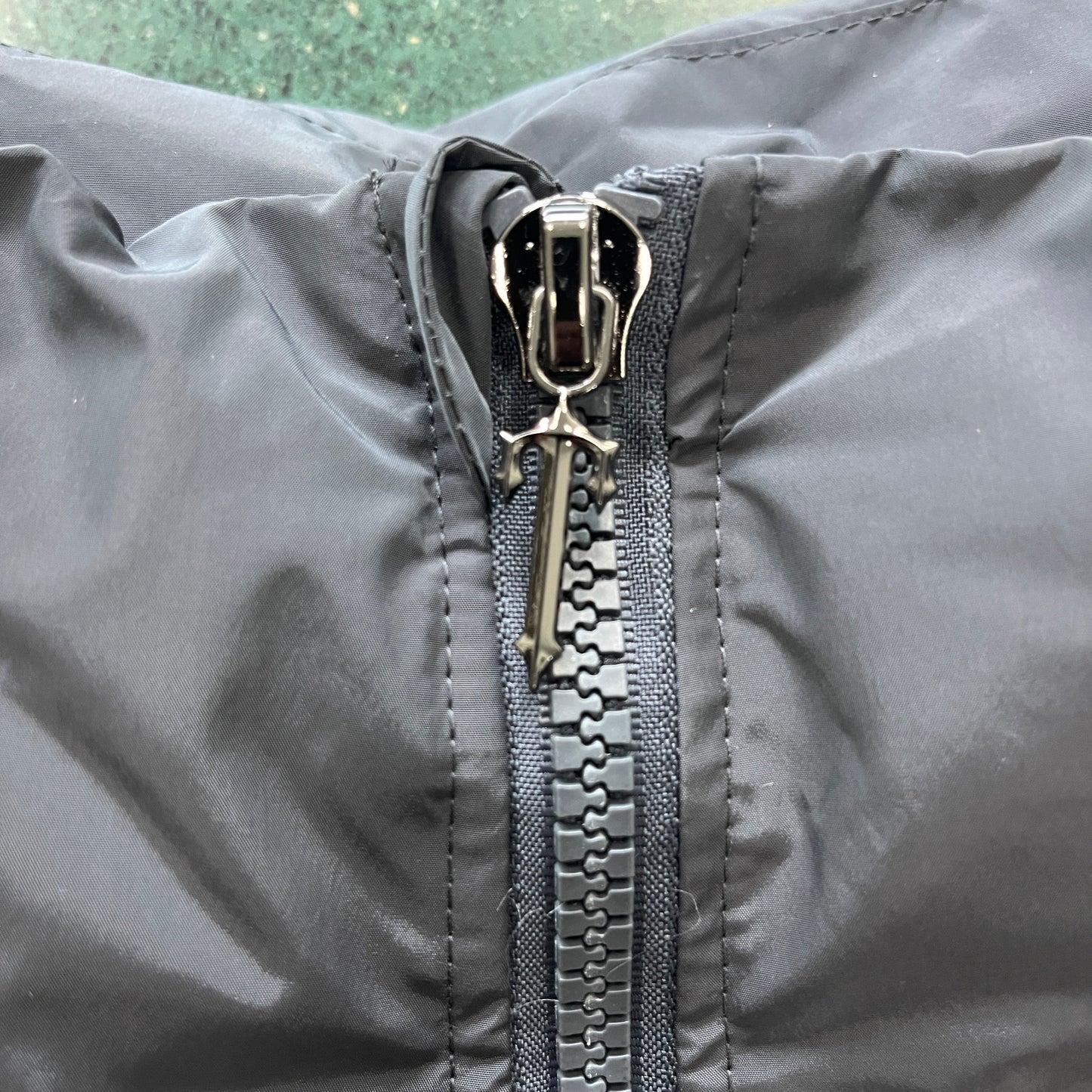 DETACHABLE HOODED PUFFER JACKET-stone